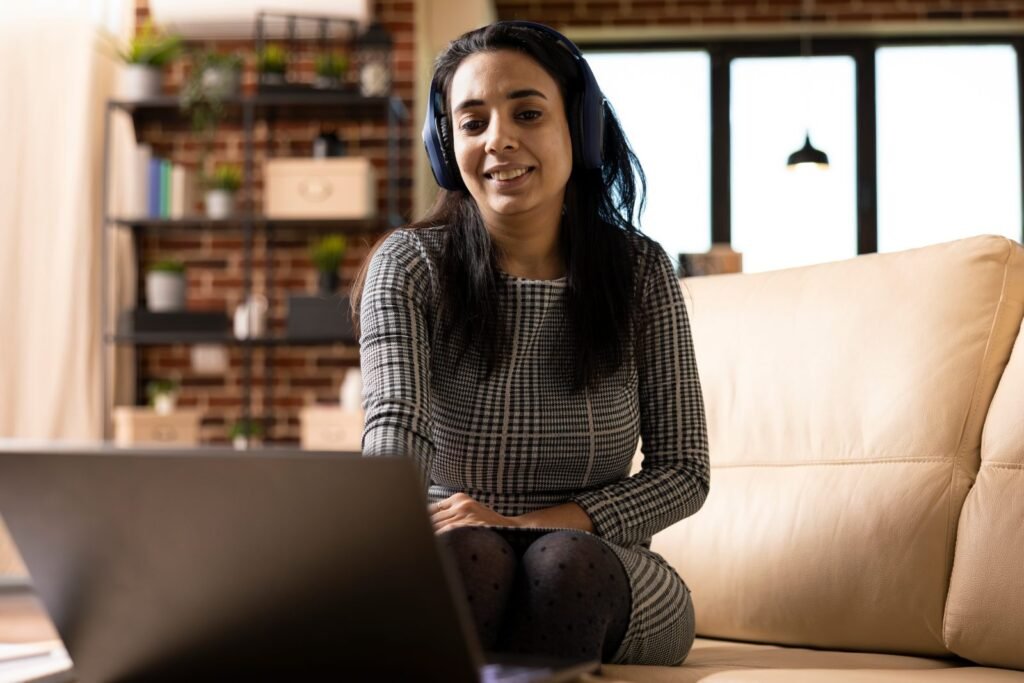 Woman running a home-based advisory practice