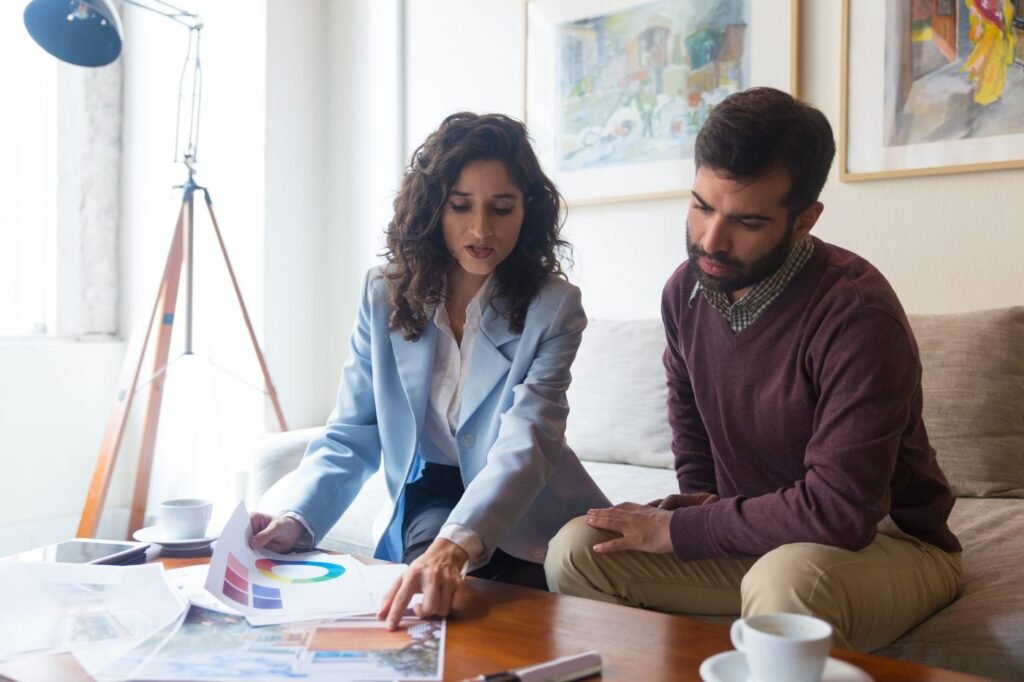 Advisor planning a tailored portfolio with a client